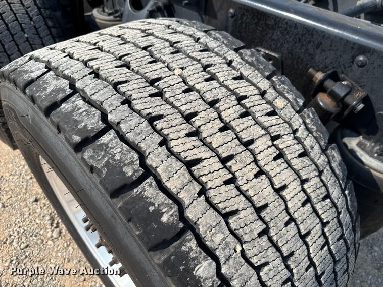 image for item EU2024 2021 International LT625 semi truck