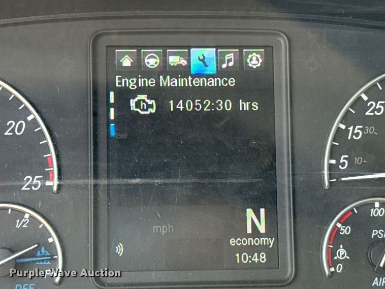 image for item EU2025 2022 Freightliner Cascadia 126 semi truck