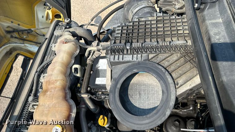 image for item EU2025 2022 Freightliner Cascadia 126 semi truck