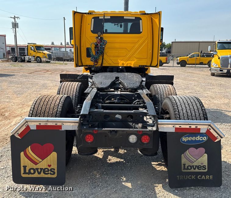 image for item EU2026 2021 International LT625 semi truck