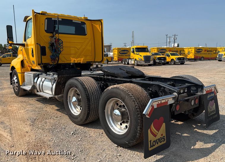 image for item EU2026 2021 International LT625 semi truck