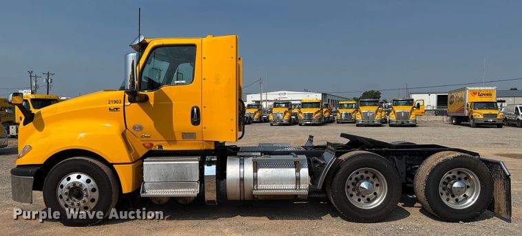 image for item EU2026 2021 International LT625 semi truck