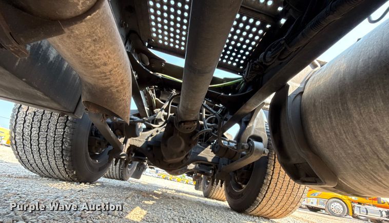 image for item EU2026 2021 International LT625 semi truck