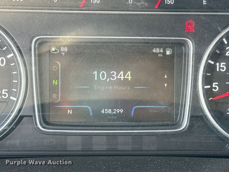 image for item EU2026 2021 International LT625 semi truck