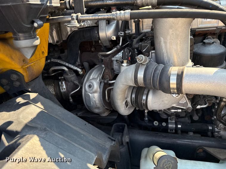 image for item EU2026 2021 International LT625 semi truck