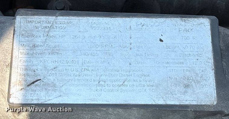 image for item EU2027 2020 Kenworth T680 semi truck