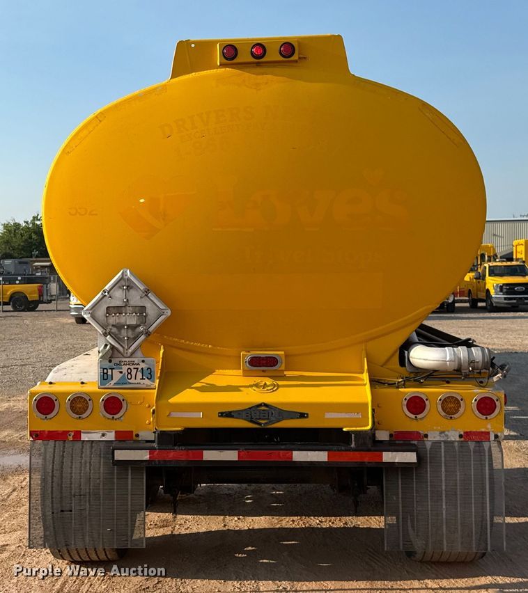 image for item EU2028 2006 Beall BAST-96-3-SB tank trailer