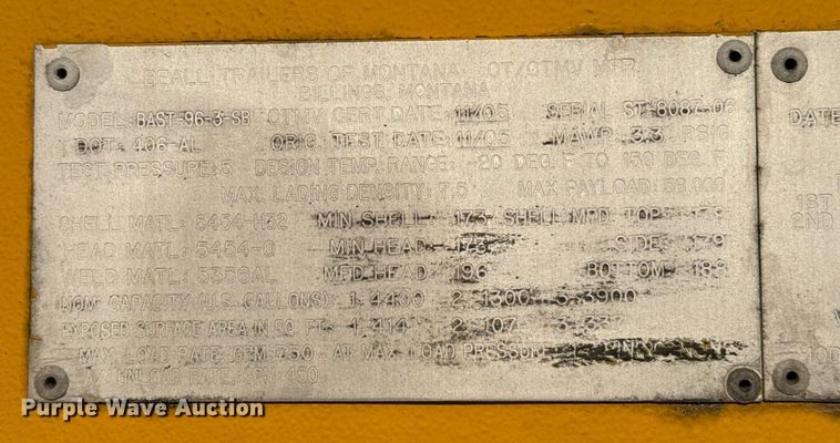 image for item EU2028 2006 Beall BAST-96-3-SB tank trailer