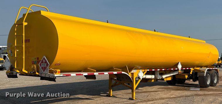 image for item EU2029 2004 Beall BAST-96-3-SB tank trailer