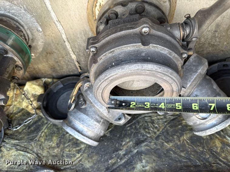 image for item EU2029 2004 Beall BAST-96-3-SB tank trailer