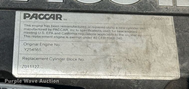 image for item EU2039 2022 Kenworth T680 semi truck