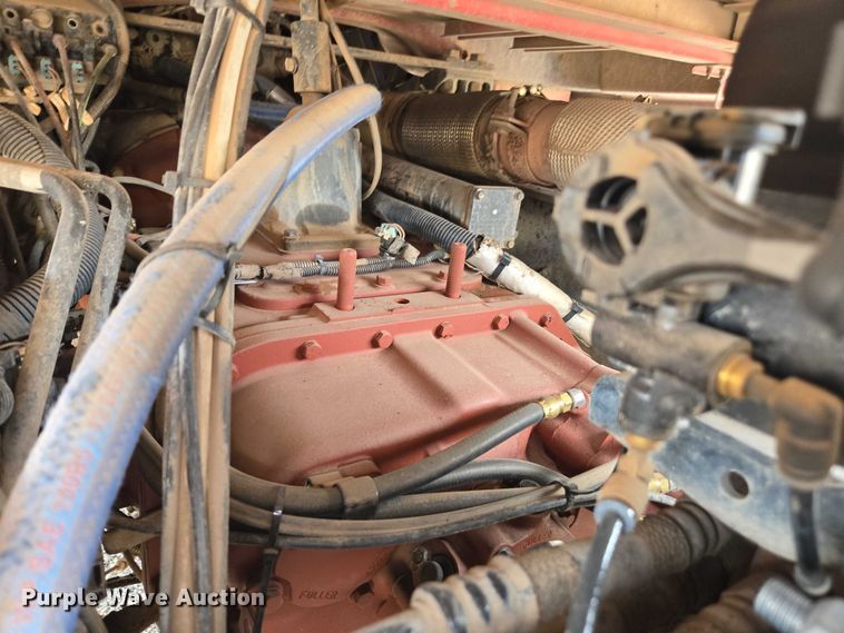 image for item FB9430 2014 Peterbilt 567 semi truck