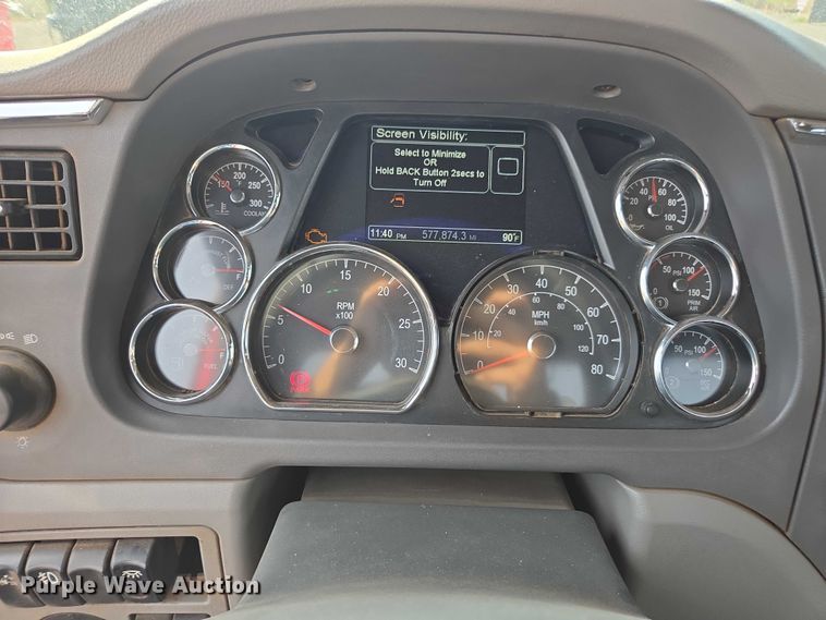 image for item FB9430 2014 Peterbilt 567 semi truck