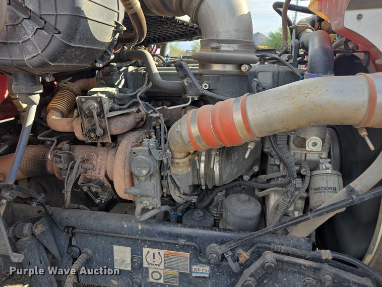 image for item FB9430 2014 Peterbilt 567 semi truck