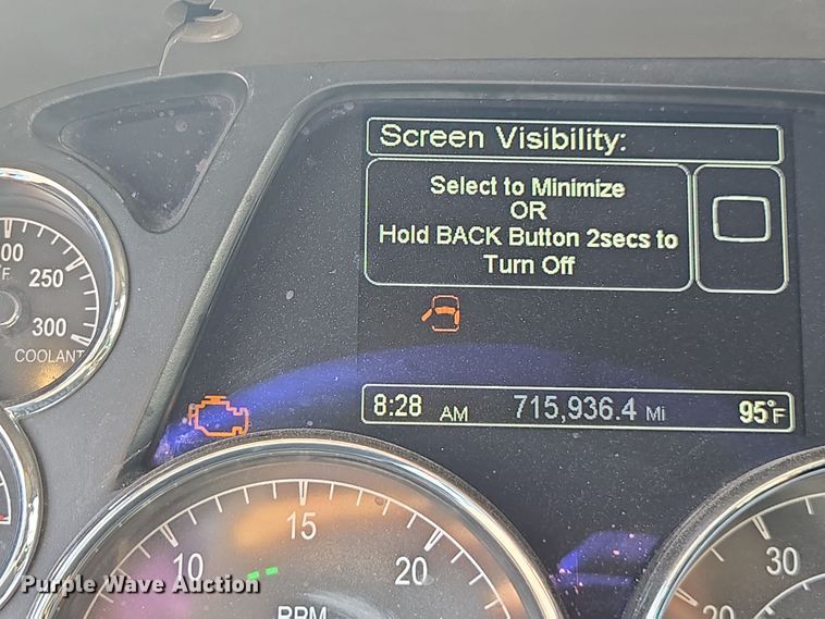 image for item FB9431 2015 Peterbilt 567 semi truck