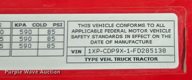 image for item FB9431 2015 Peterbilt 567 semi truck