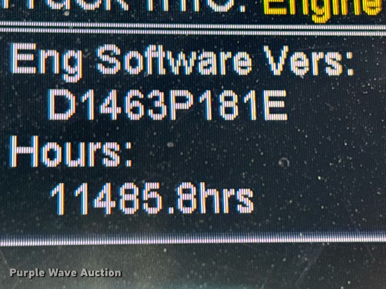 image for item FB9432 2018 Peterbilt 567 semi truck