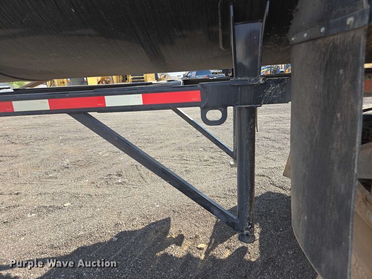 image for item FB9433 2021 Dura-Haul end dump trailer