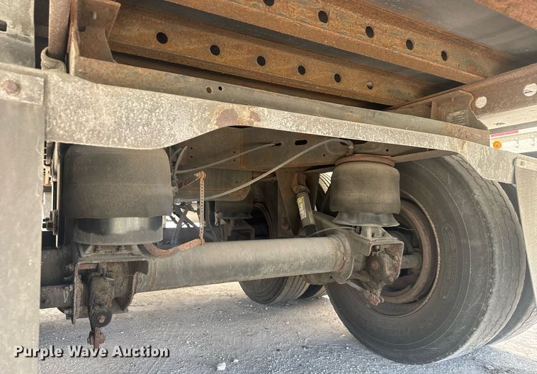 image for item YA0433 2013 Great Dane refrigerated van trailer