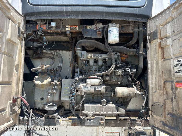 image for item YA0434 2013 Great Dane refrigerated van trailer