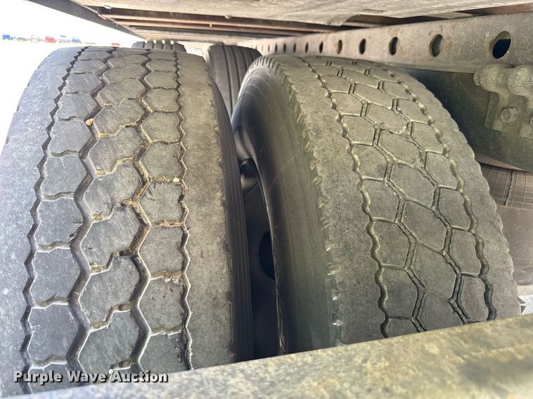 image for item YA0434 2013 Great Dane refrigerated van trailer