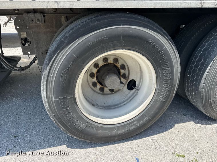 image for item YA0434 2013 Great Dane refrigerated van trailer