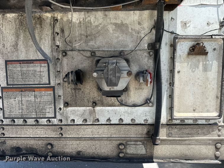 image for item YA0435 2013 Great Dane refrigerated van trailer