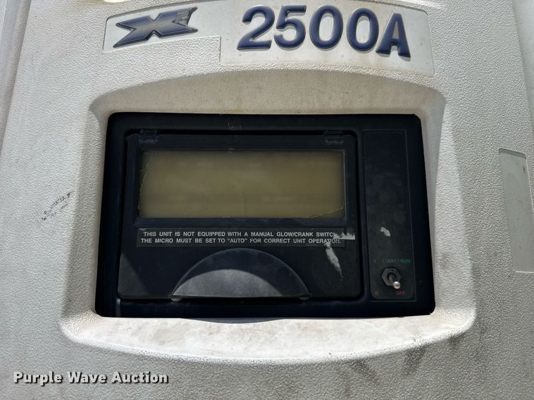 image for item YA0435 2013 Great Dane refrigerated van trailer