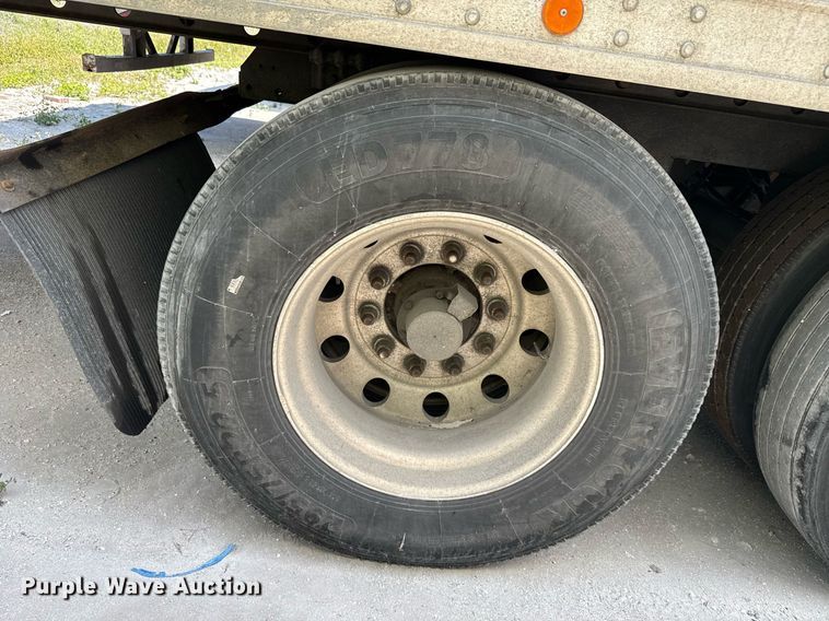 image for item YA0435 2013 Great Dane refrigerated van trailer