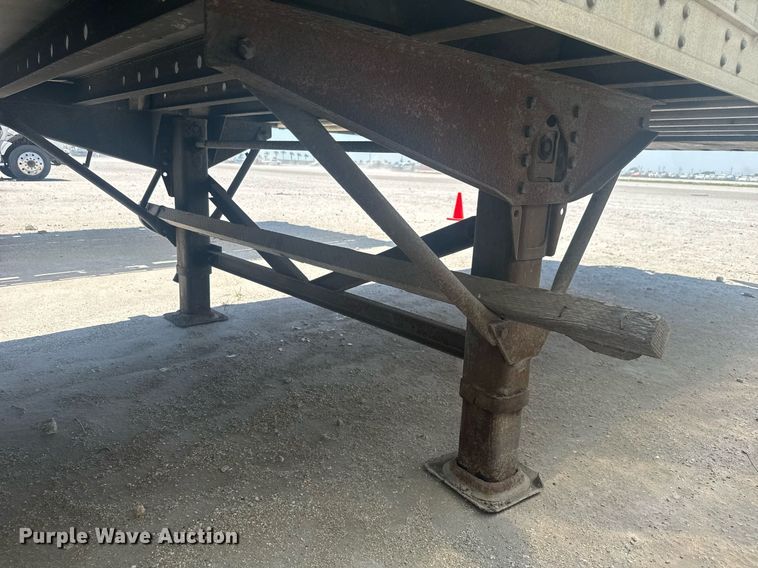 image for item YA0436 2013 Great Dane refrigerated van trailer