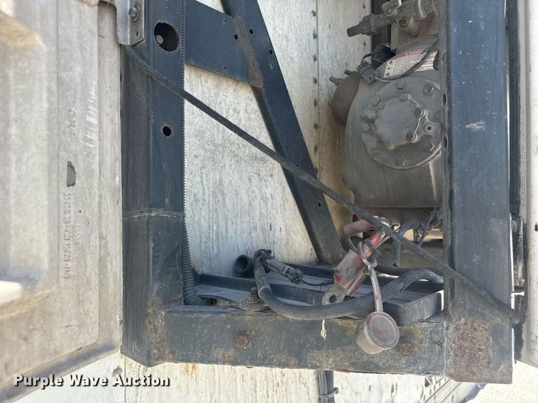 image for item YA0436 2013 Great Dane refrigerated van trailer