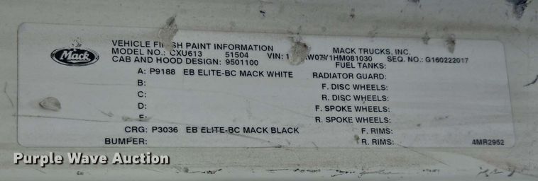 image for item YA0518 2017 Mack CXU613 semi truck