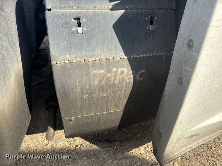 image for item YA0536 2017 Freightliner Cascadia 125 semi truck