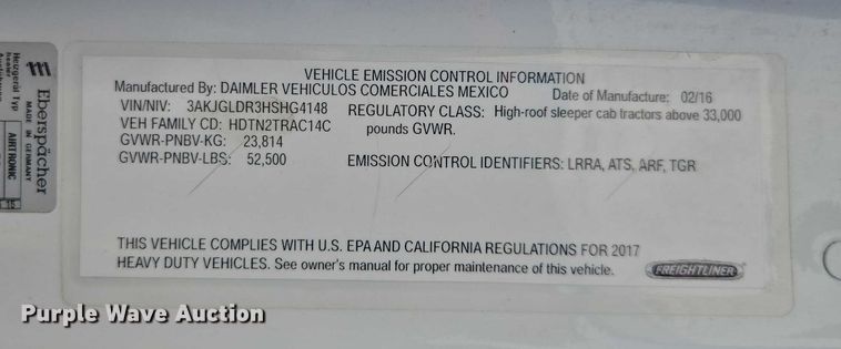 image for item YA0536 2017 Freightliner Cascadia 125 semi truck