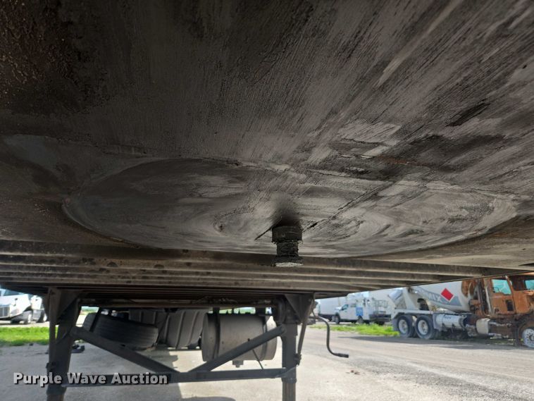 image for item YA0548 2013 Great Dane refrigerated van trailer