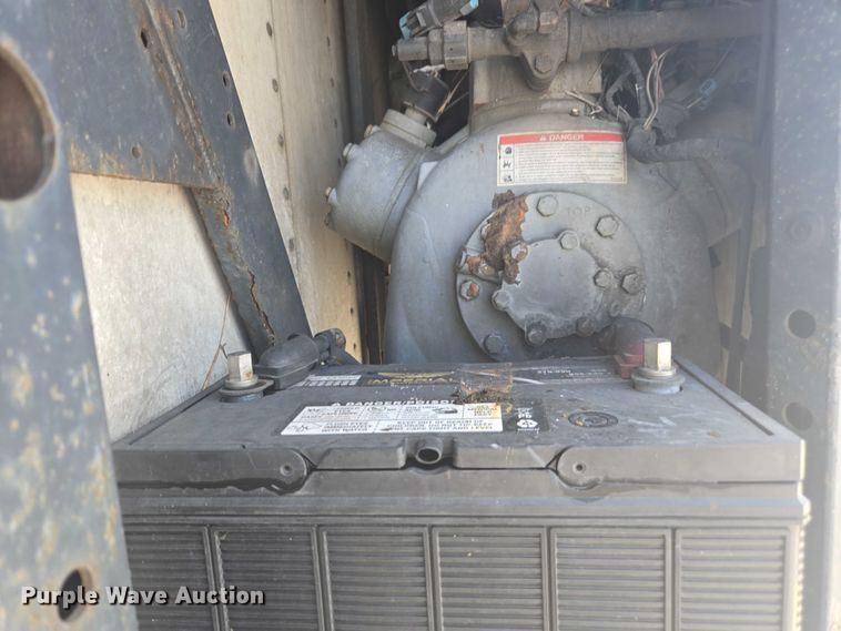 image for item YA0548 2013 Great Dane refrigerated van trailer