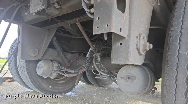 image for item YA0548 2013 Great Dane refrigerated van trailer