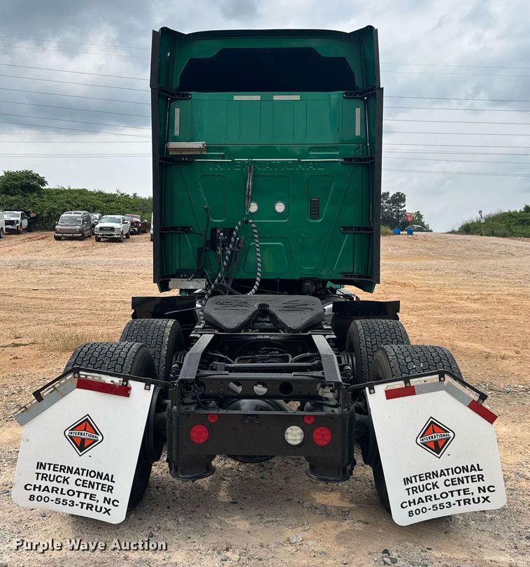 image for item YA0560 2020 International LT625 semi truck