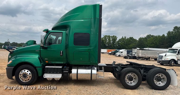 image for item YA0560 2020 International LT625 semi truck