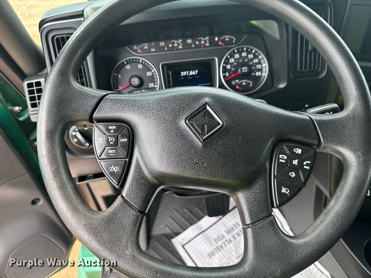 image for item YA0560 2020 International LT625 semi truck