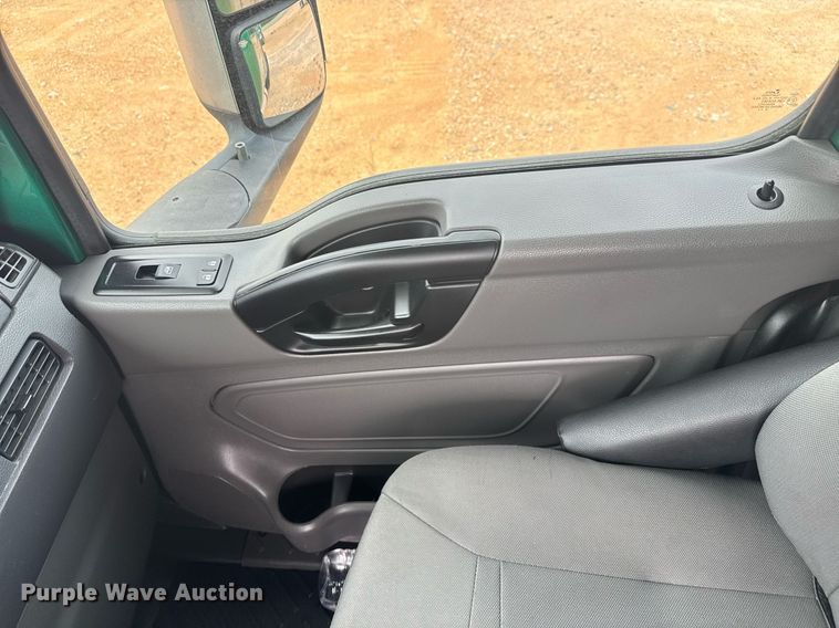 image for item YA0560 2020 International LT625 semi truck