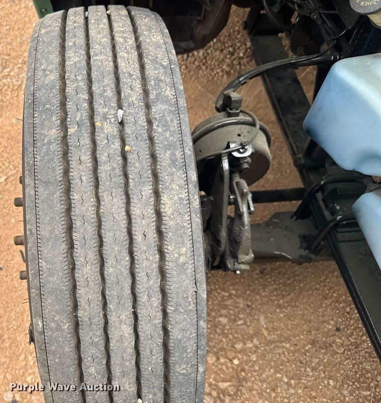 image for item YA0560 2020 International LT625 semi truck