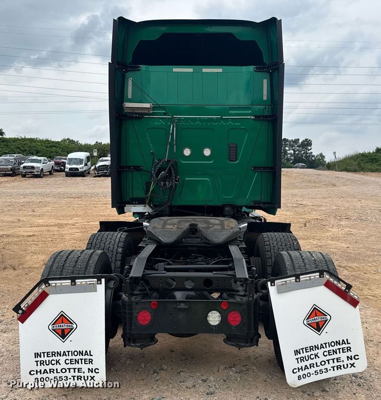 image for item YA0563 2020 International LT625 semi truck