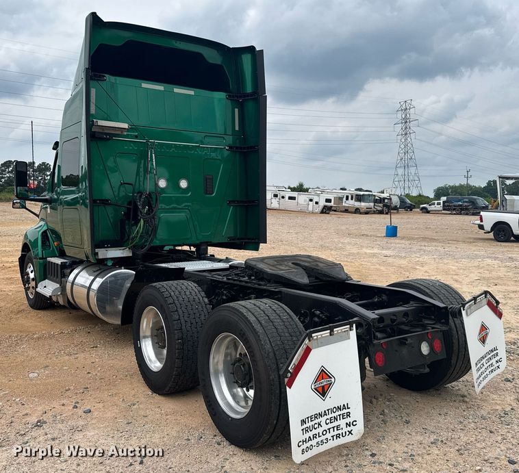 image for item YA0563 2020 International LT625 semi truck