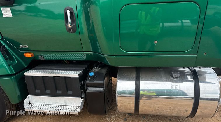 image for item YA0563 2020 International LT625 semi truck