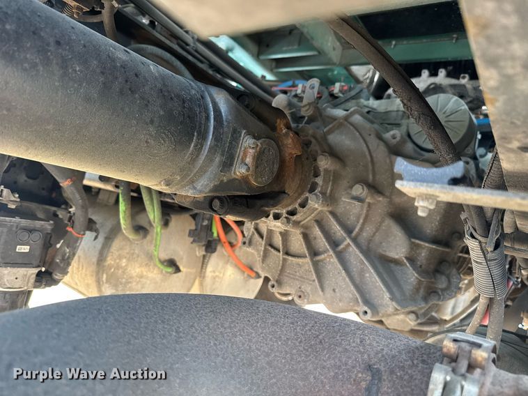 image for item YA0563 2020 International LT625 semi truck