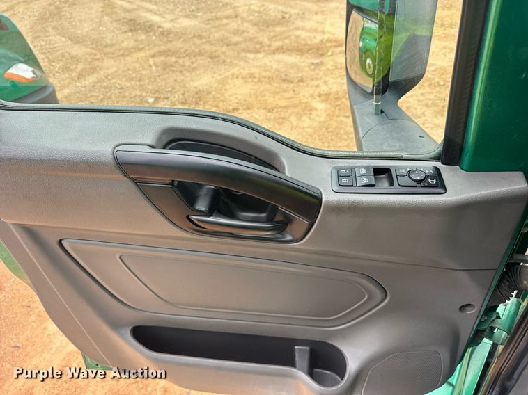 image for item YA0563 2020 International LT625 semi truck