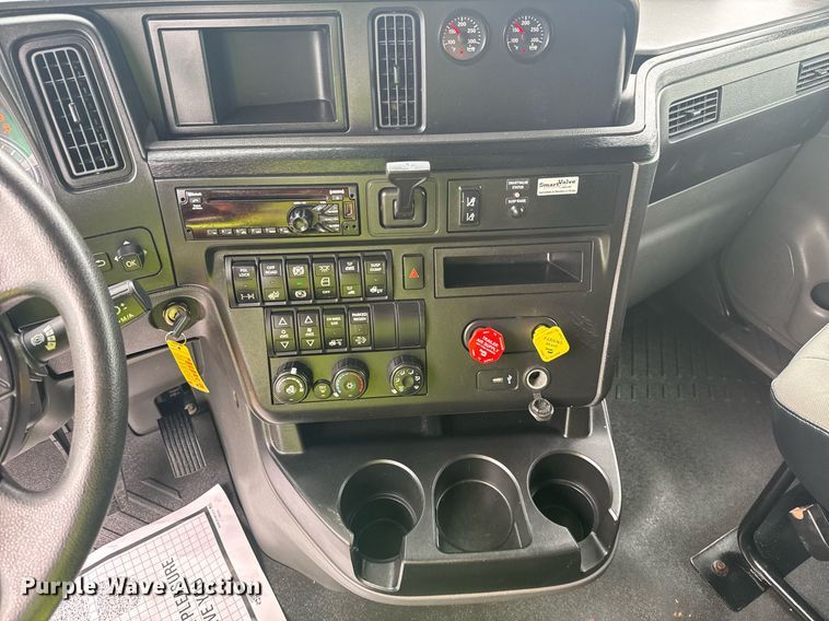 image for item YA0563 2020 International LT625 semi truck