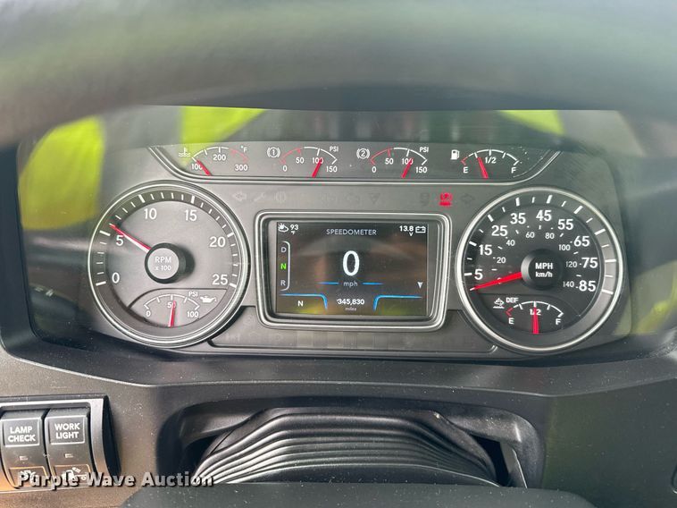 image for item YA0563 2020 International LT625 semi truck