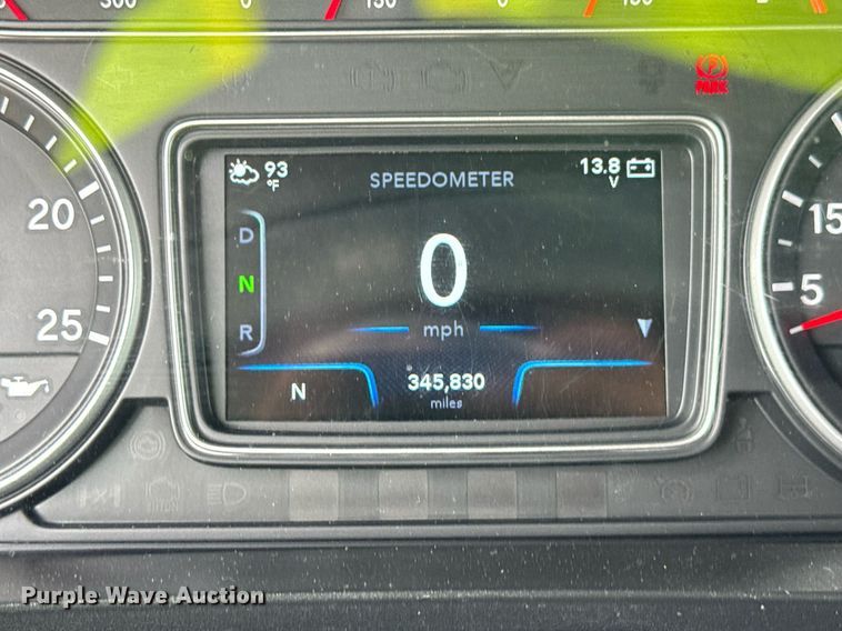 image for item YA0563 2020 International LT625 semi truck